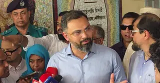 কমলাপুর স্টেডিয়ামের অব্যবস্থাপনায় ক্ষুব্ধ ক্রীড়া প্রতিমন্ত্রী